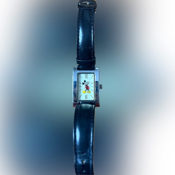 SII0 Accessories - Disney’s Mickey Mouse Watch #MU0941